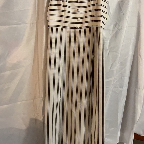 Jumper - Picture 1 of 4